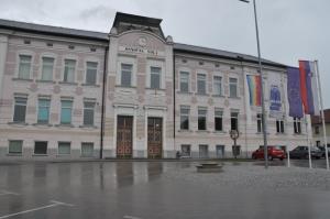 Objekt šole pred sanacijo